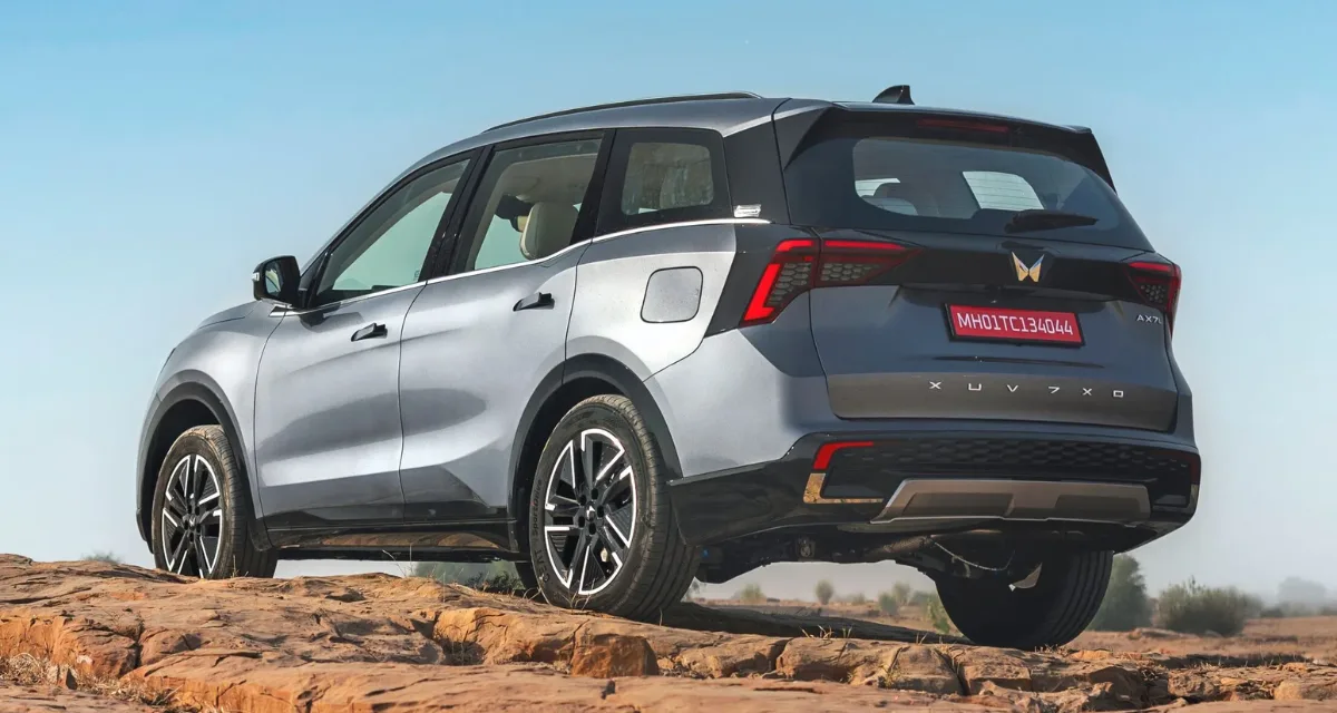 Mahindra XEV 9S and XUV 7XO